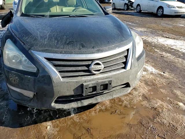 2013 Nissan Altima - Image 10