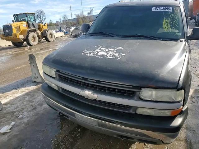 2003 Chevrolet Tahoe - Image 10