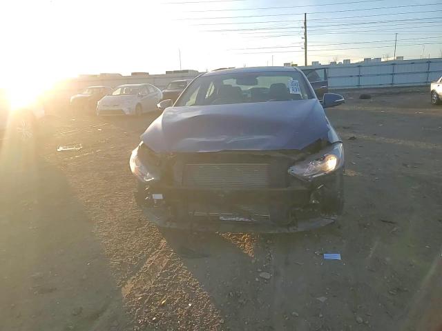 2017 Hyundai Elantra - Image 10