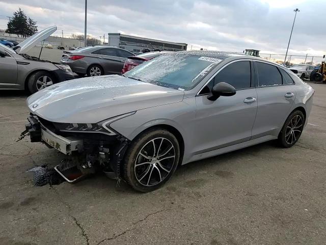 2021 Kia K5 - Image 11