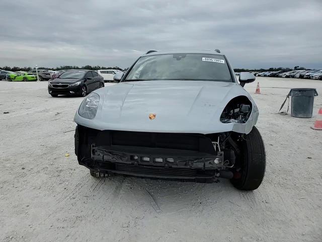 2020 Porsche Macan - Image 11