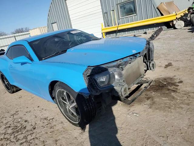 2011 Chevrolet Camaro - Image 10