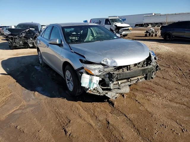 2016 Toyota Camry - Image 10