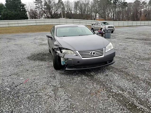 2012 Lexus ES - Image 11