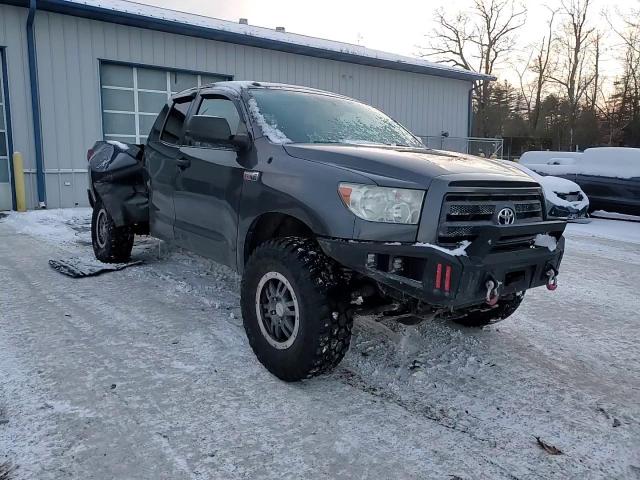 2011 Toyota Tundra - Image 10
