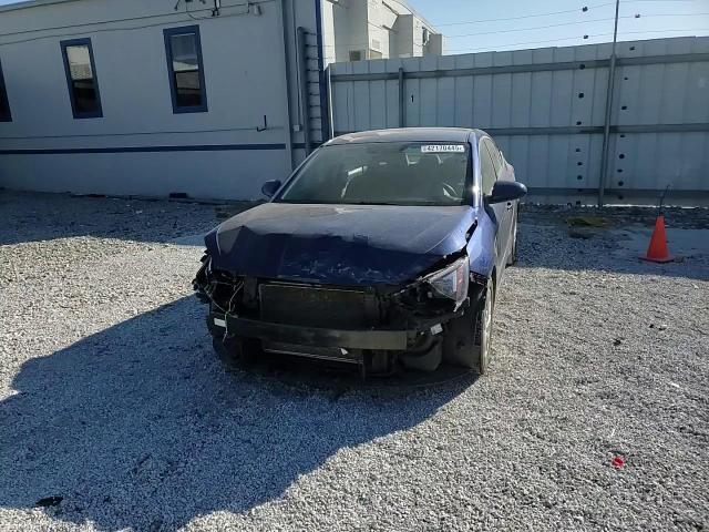 2019 Hyundai Elantra - Image 11