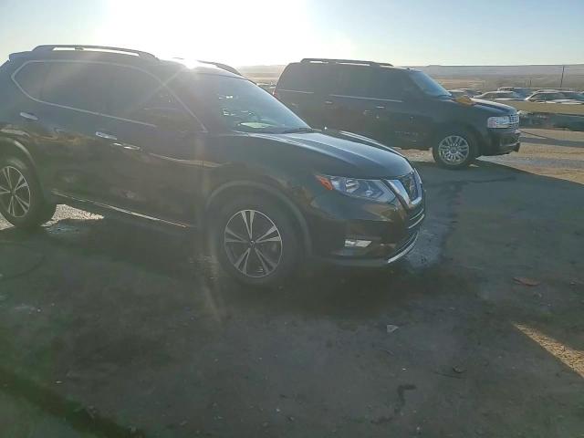 2018 Nissan Rogue - Image 14