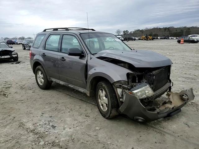 2011 Ford Escape - Image 11