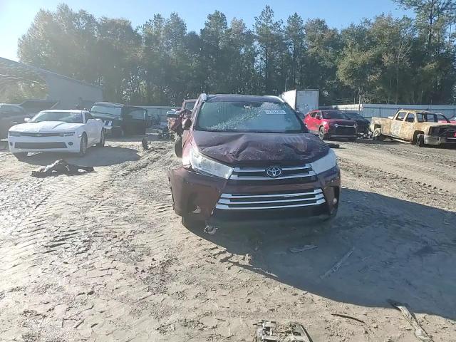 2019 Toyota Highlander - Image 11