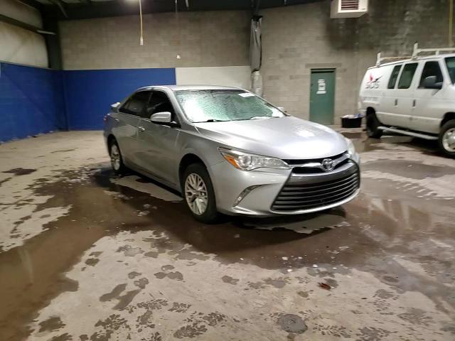 2017 Toyota Camry - Image 13