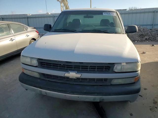 2001 Chevrolet Silverado - Image 10