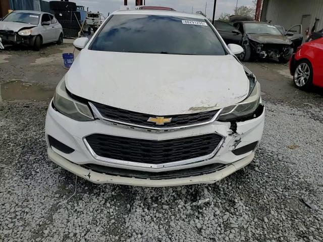 2017 Chevrolet Cruze - Image 13