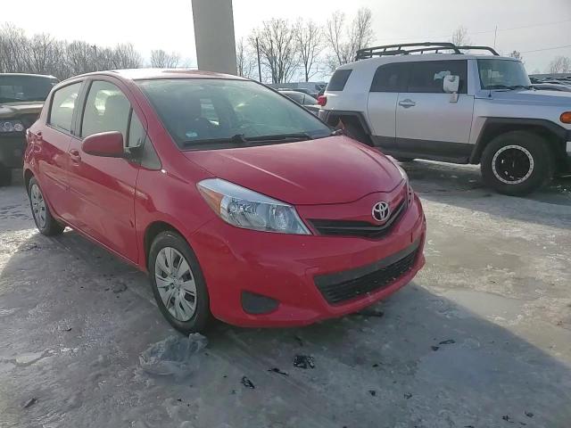 2013 Toyota Yaris - Image 13