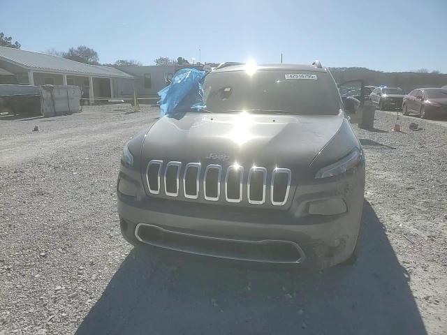 2017 Jeep Grand Cherokee - Image 11