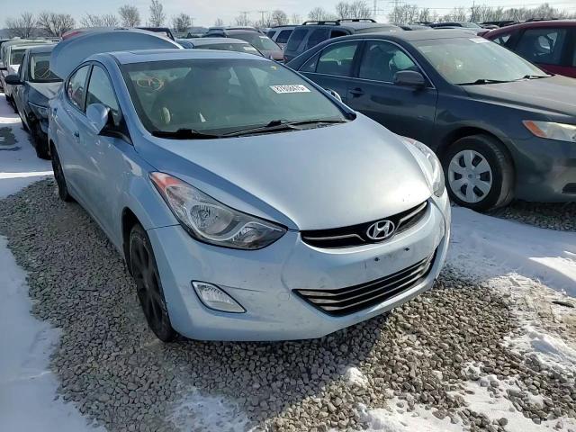 2012 Hyundai Elantra - Image 10
