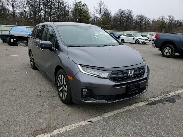 2025 Honda Odyssey - Image 11