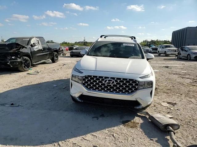 2022 Hyundai Santa Fe - Image 11