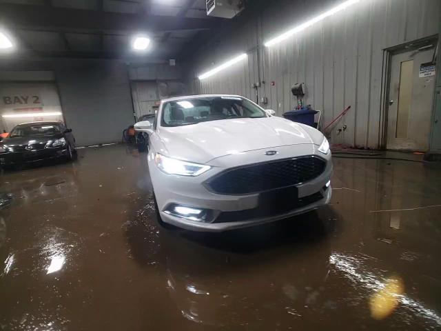 2018 Ford Fusion - Image 14