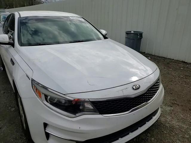 2018 Kia Optima - Image 11