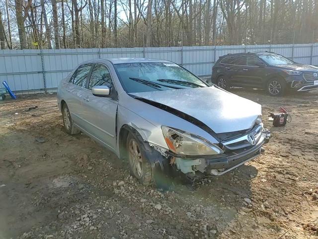 2007 Honda Accord - Image 10