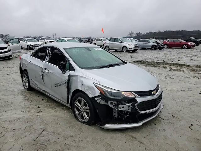 2017 Chevrolet Cruze - Image 10