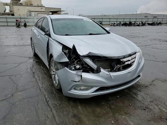 2012 Hyundai Sonata - Image 13