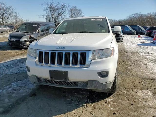 2013 Jeep Grand Cherokee - Image 12