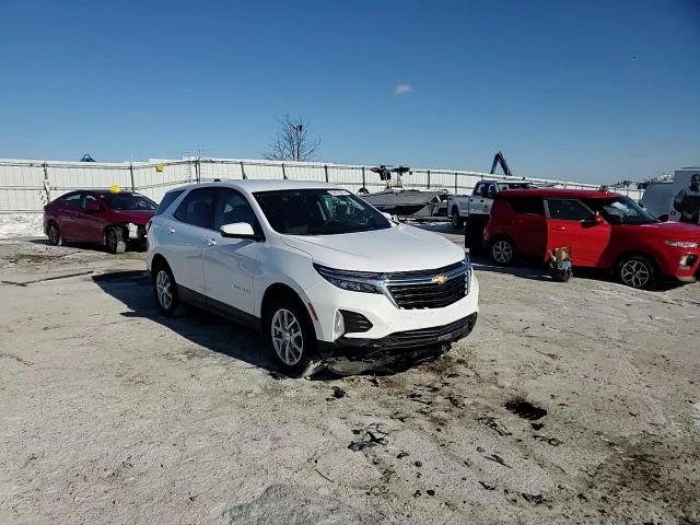 2022 Chevrolet Equinox - Image 11