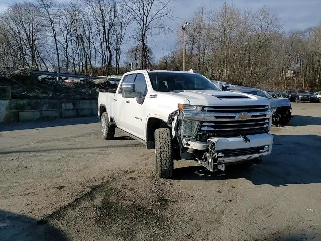 2021 Chevrolet Silverado - Image 11
