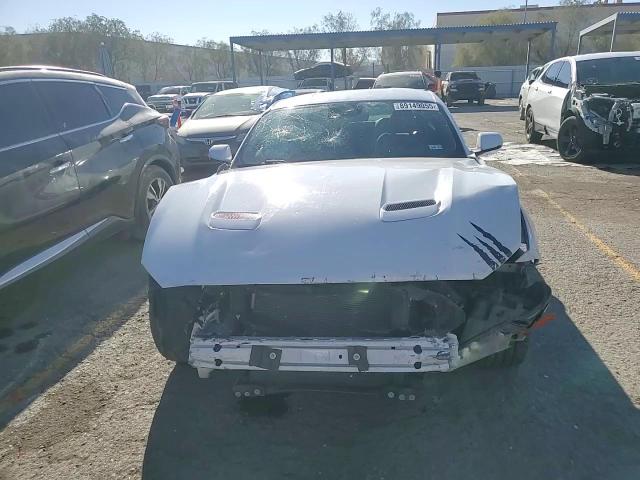 2019 Ford Mustang - Image 14