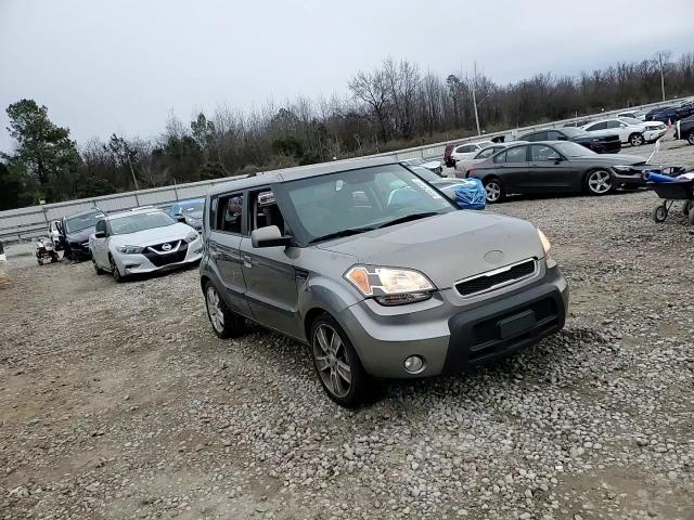 2010 Kia Soul + VIN: KNDJT2A27A7176799 Lot: 88029395