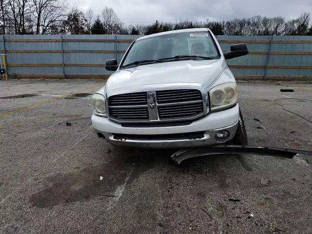 2008 Dodge RAM - Image 10