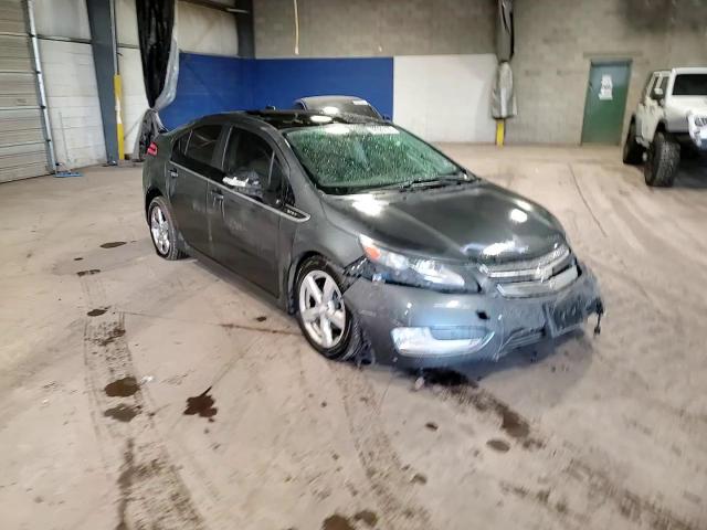 2012 Chevrolet Volt - Image 14