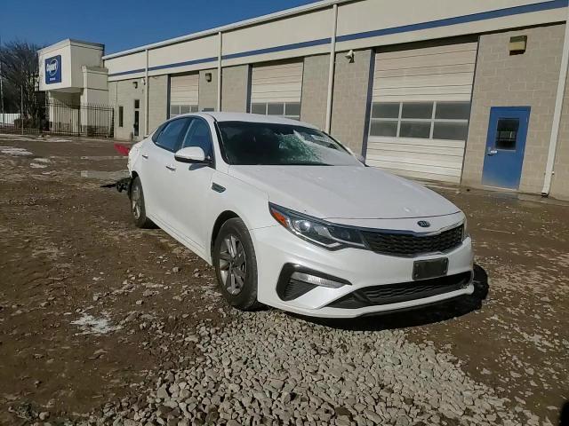 2020 Kia Optima - Image 11