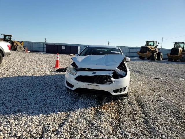 2017 Ford Focus - Image 11