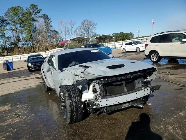 2020 Dodge Challenger - Image 14