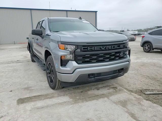 2023 Chevrolet Silverado - Image 11