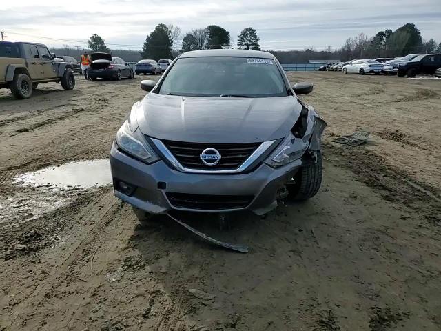 2017 Nissan Altima - Image 11