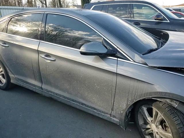 2019 Hyundai Sonata - Image 10