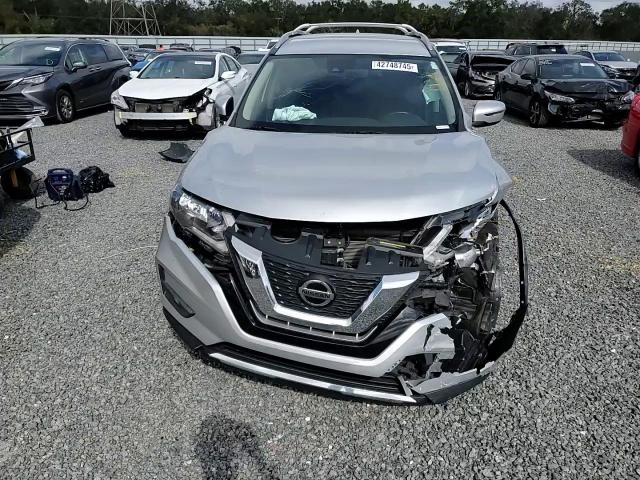 2019 Nissan Rogue - Image 12