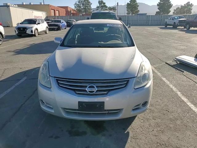 2012 Nissan Altima - Image 10