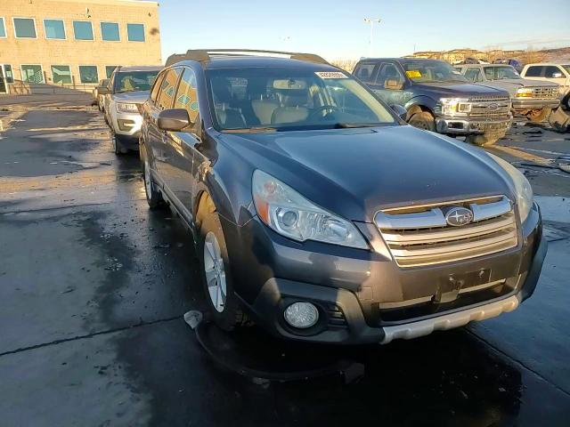 2013 Subaru Outback - Image 15
