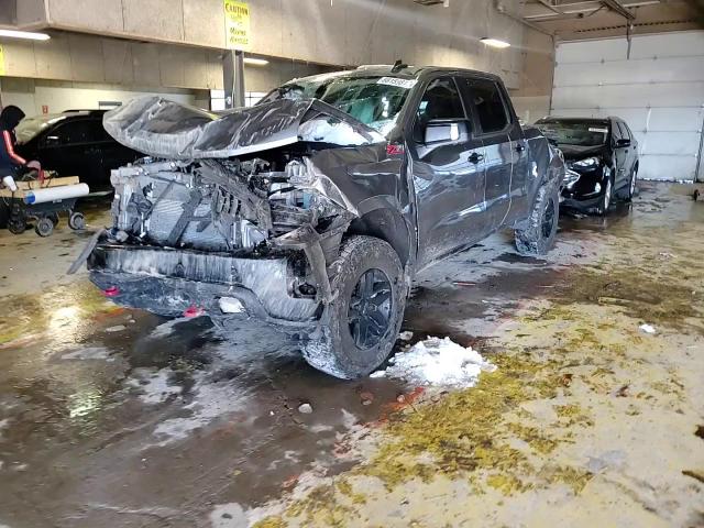 2021 Chevrolet Silverado - Image 11