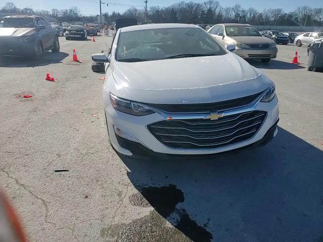 2021 Chevrolet Malibu - Image 10