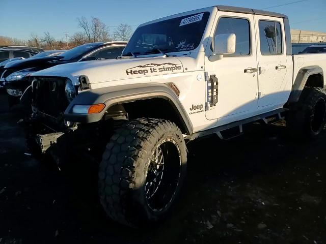2020 Jeep Gladiator - Image 13