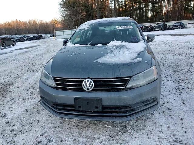2015 Volkswagen Jetta - Image 11