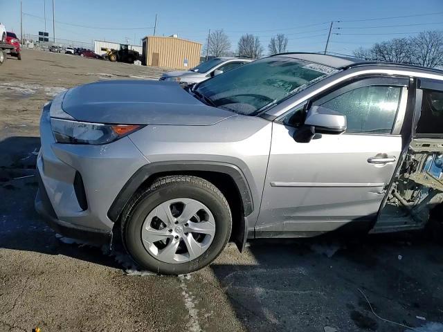 2020 Toyota RAV 4 - Image 11
