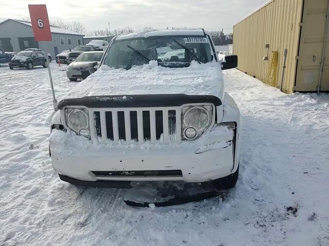 2012 Jeep Liberty (North America) - Image 12