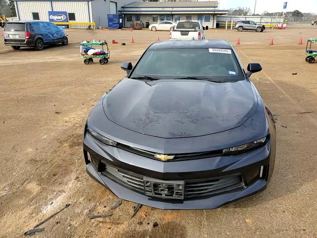 2016 Chevrolet Camaro - Image 11