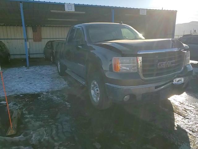 2008 GMC Sierra - Image 11